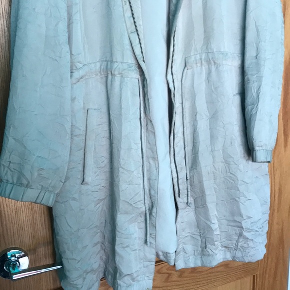 J. Jill Crinkle Cinch Waist Hooded Light Weight Zip Anorak Jacket Size Large - Picture 2 of 5